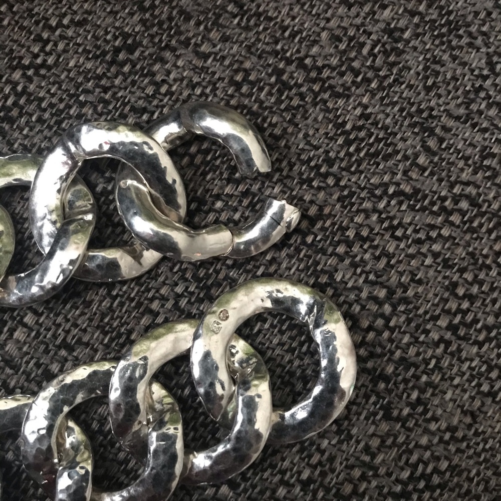 Kate Spade silver tone links necklace. - Picture 4 of 5